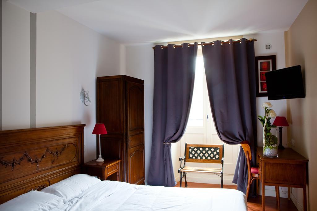Hotel Abat Jour น็องต์ ห้อง รูปภาพ